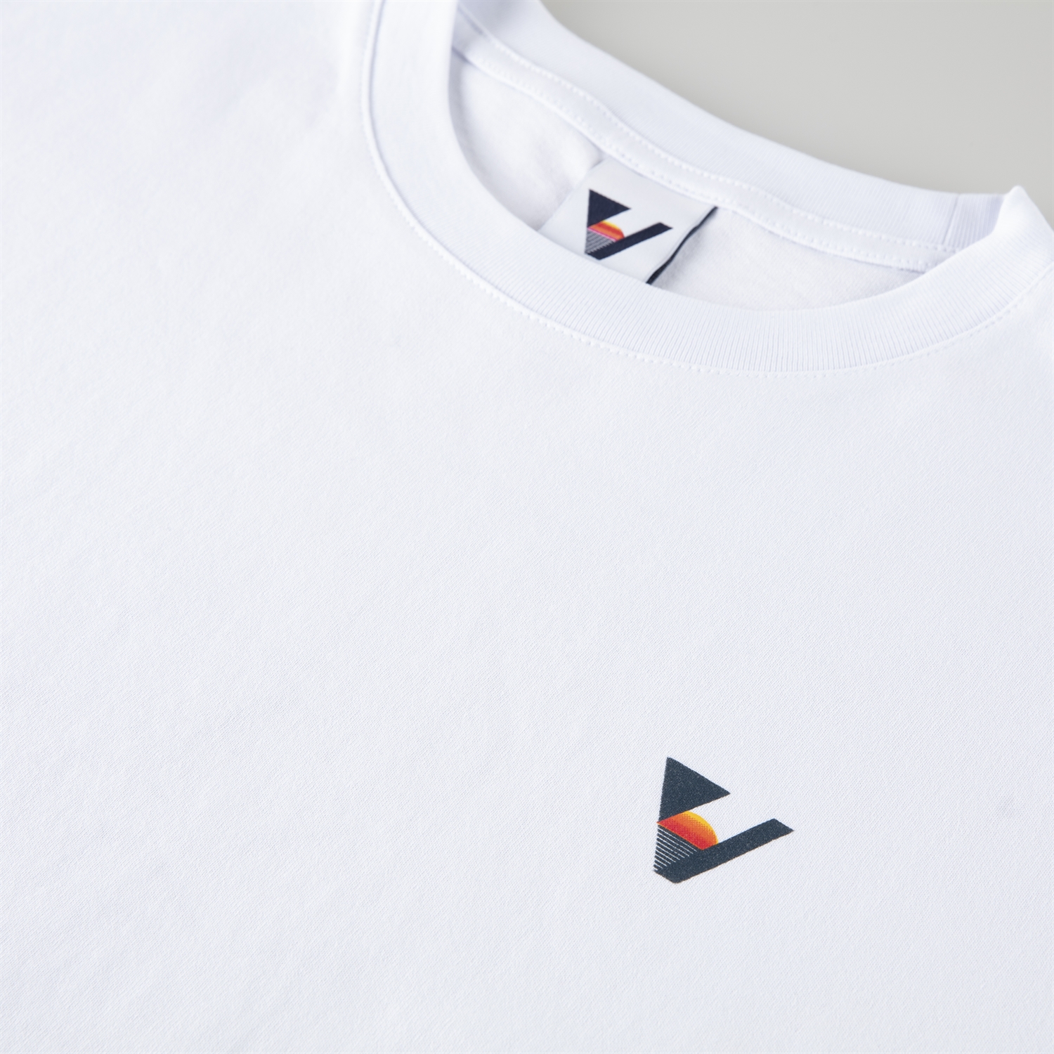 Vibrancy - Melt Into The Music, T-Shirt
